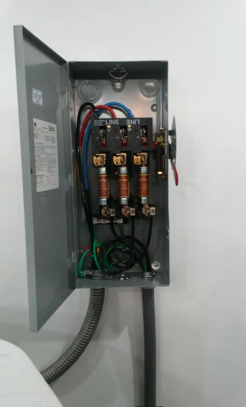 Three-phase disconnect switch installed for Electrical Wiring & Rewiring in Kennett